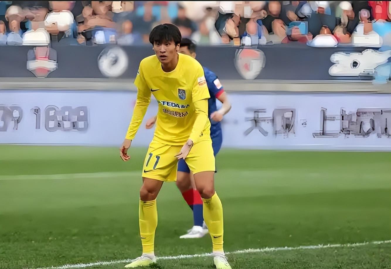 球派体育入口-津门虎未来可尝试双中锋战术，谢维军为此被重用踢主力，值得期待